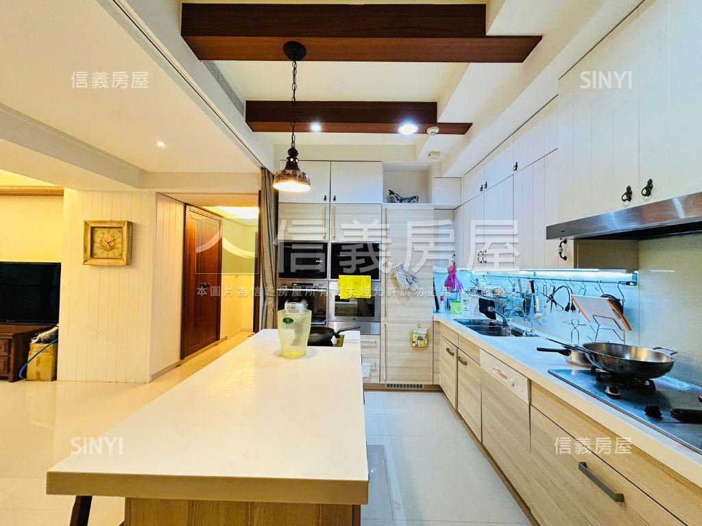 ★河景★沐川典雅三房車位房屋室內格局與周邊環境