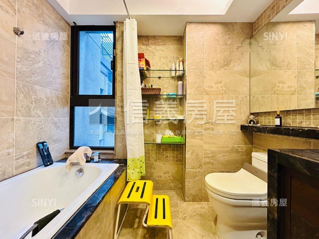 ★河景★沐川典雅三房車位房屋室內格局與周邊環境