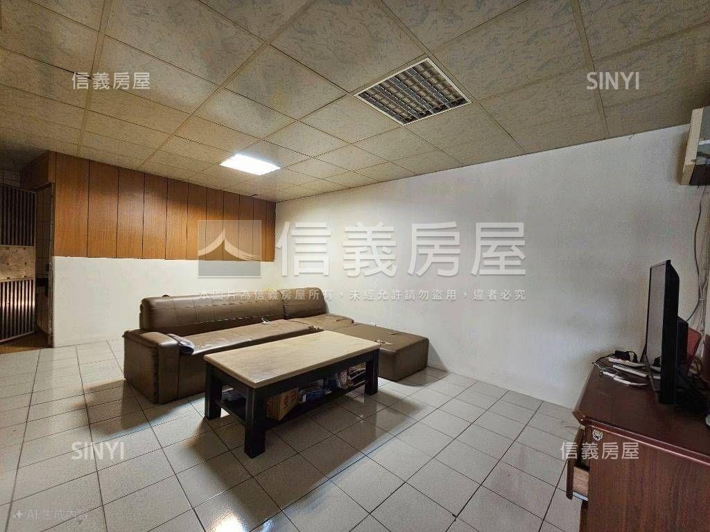 成功商圈約１３米面寬角店房屋室內格局與周邊環境