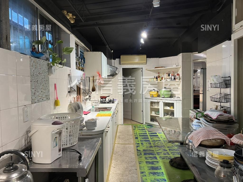 獨家！官邸特區夢幻庭院戶房屋室內格局與周邊環境