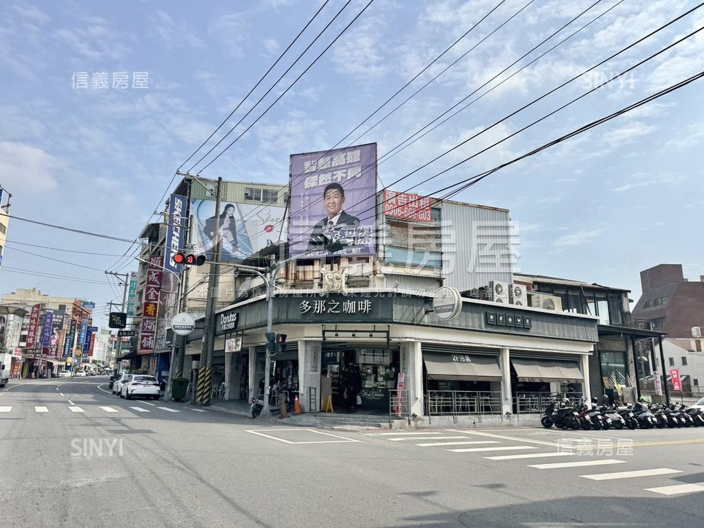 鳳山捷運．結市透店房屋室內格局與周邊環境