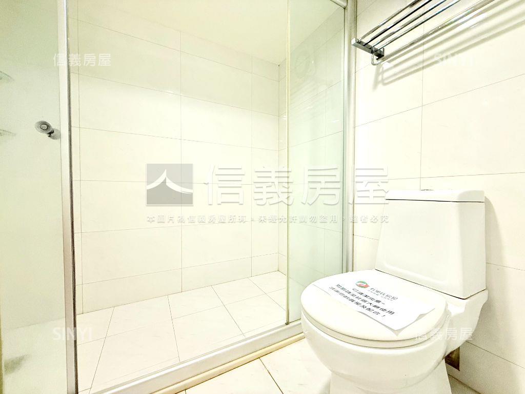 南加州Ｂ棟１６樓朝北河景房屋室內格局與周邊環境