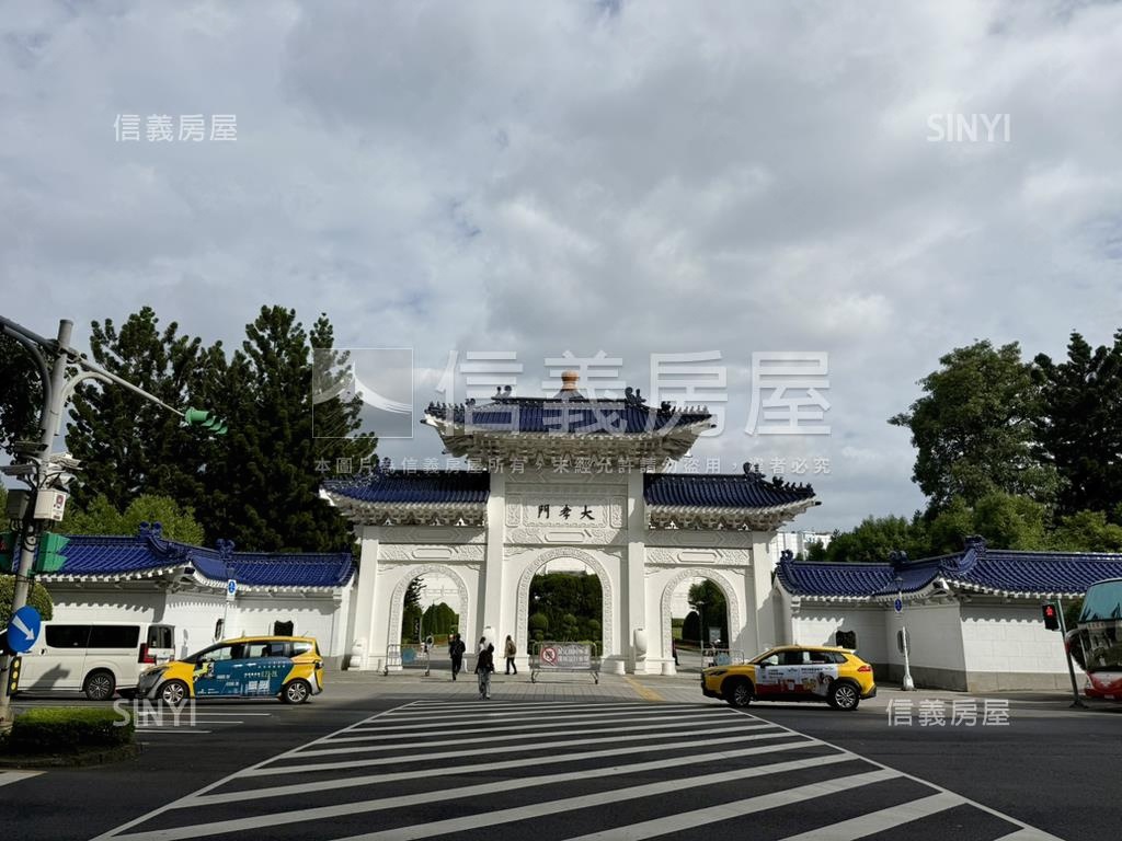 附小中正空中花園捷運成家房屋室內格局與周邊環境