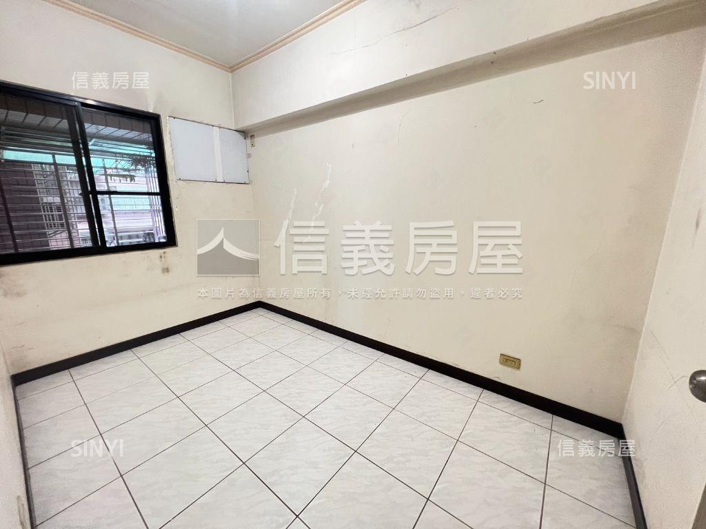 主推豪鎮優質四房車位房屋室內格局與周邊環境