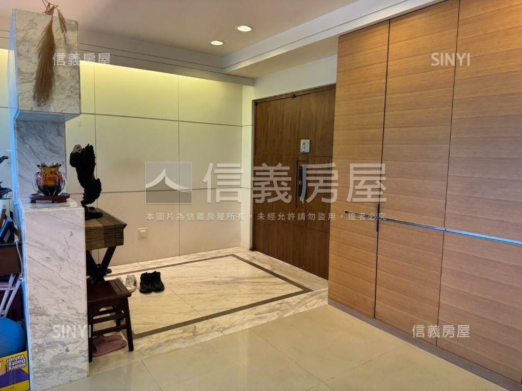 湯泉櫻花河畔氣派尊榮大戶房屋室內格局與周邊環境
