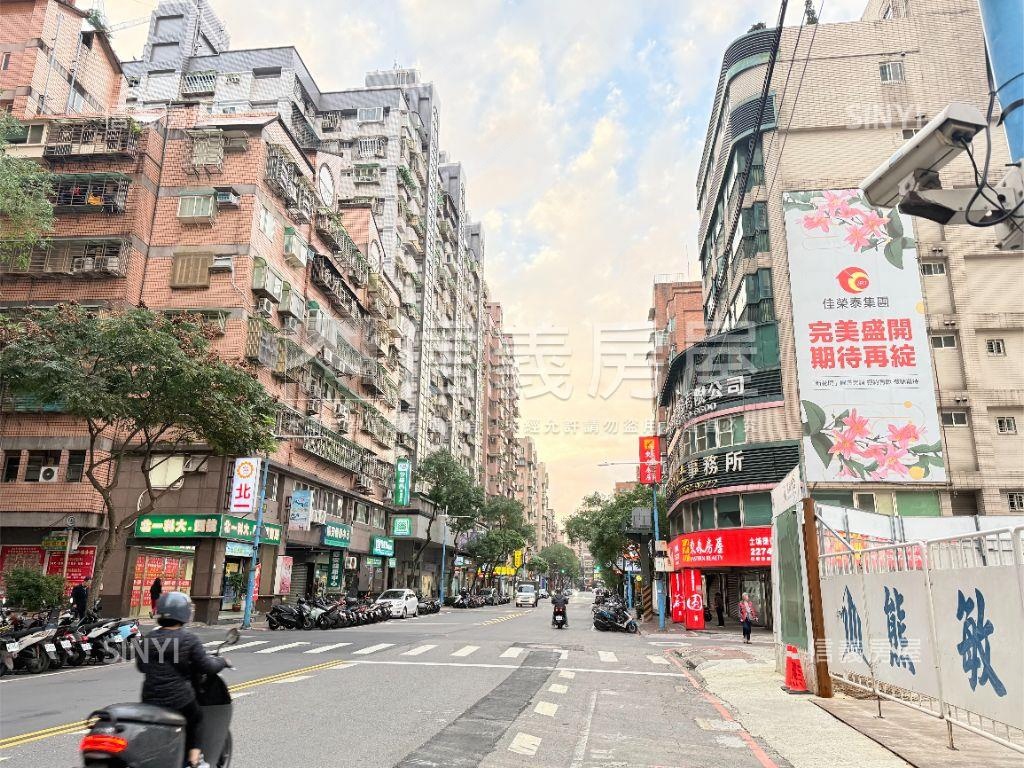 海山捷運三角窗店王房屋室內格局與周邊環境