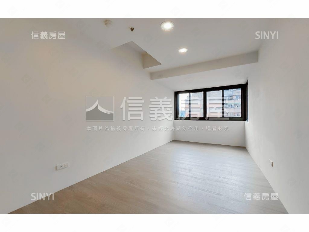 近國道逢甲三房車位新裝修房屋室內格局與周邊環境