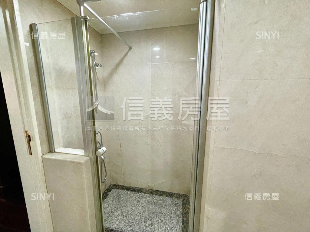 永信登峰五福景觀美宅平車房屋室內格局與周邊環境