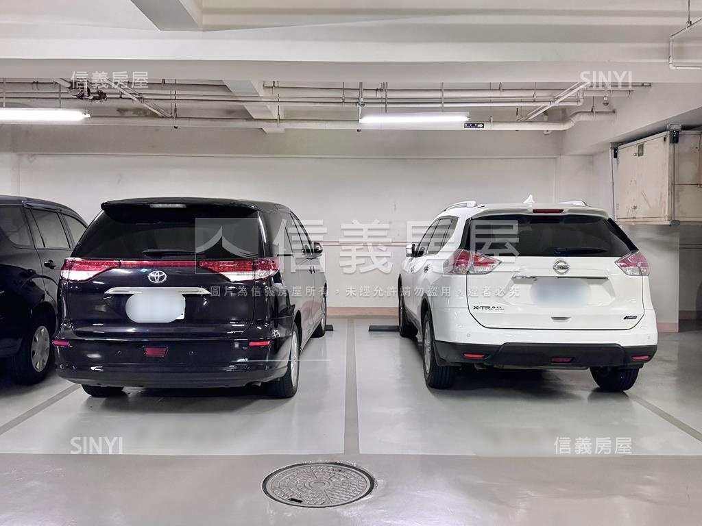 天廈高樓看七期雙平大車位房屋室內格局與周邊環境