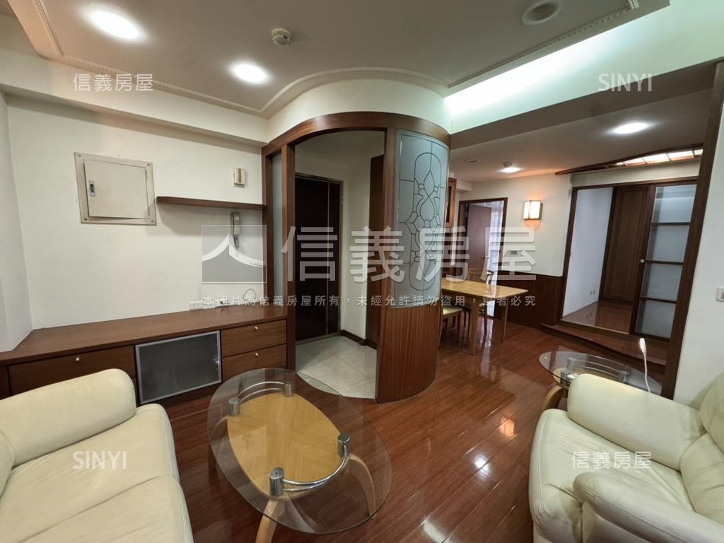 士林捷運電梯珠寶盒房屋室內格局與周邊環境