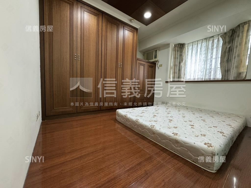 士林捷運電梯珠寶盒房屋室內格局與周邊環境