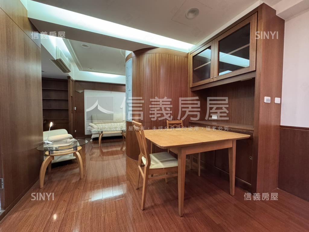 士林捷運電梯珠寶盒房屋室內格局與周邊環境