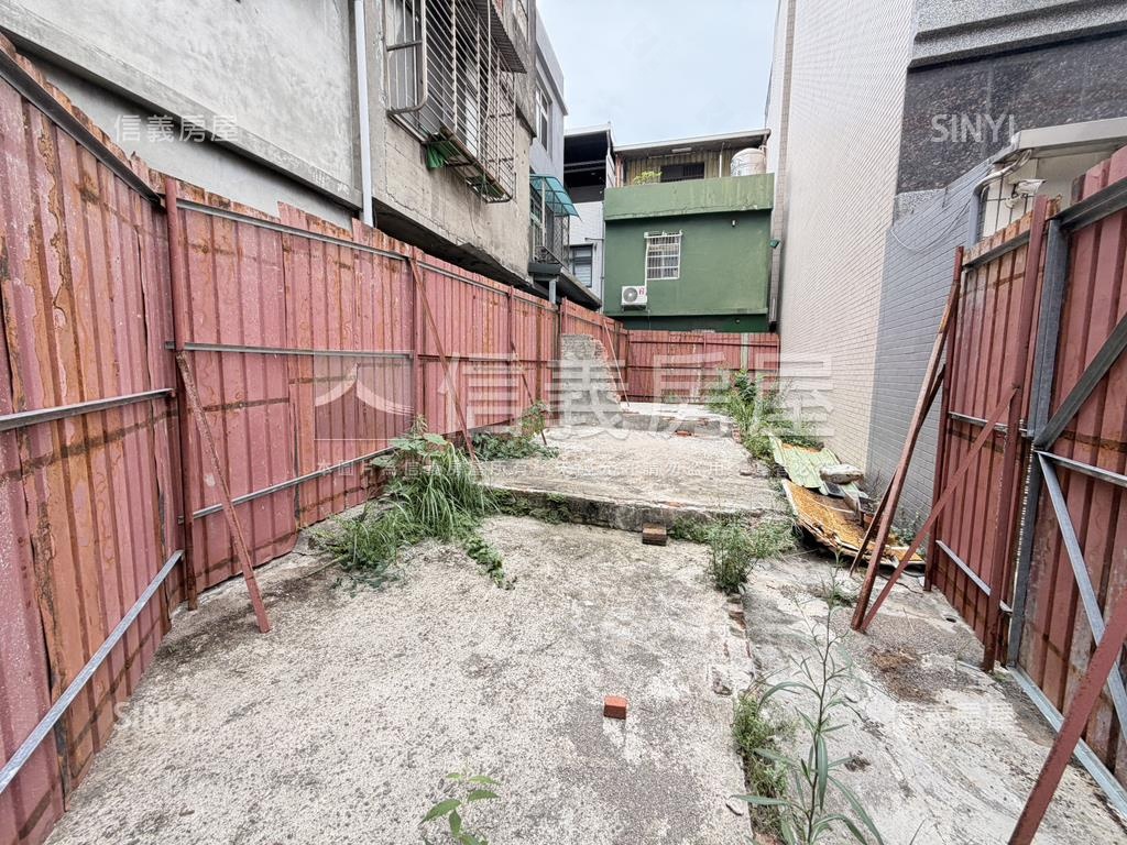 龍岡稀有建地房屋室內格局與周邊環境