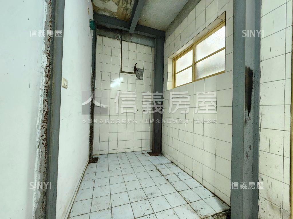 精華商圈百年一遇金雞母房屋室內格局與周邊環境