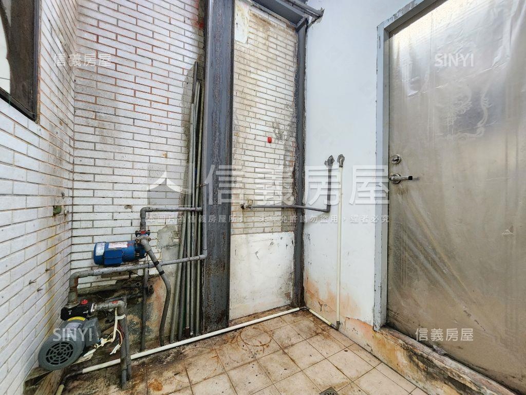 精華商圈百年一遇金雞母房屋室內格局與周邊環境