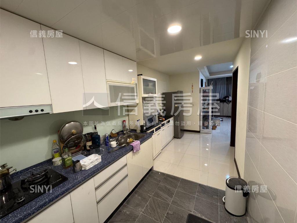 黃金三樓公寓房屋室內格局與周邊環境