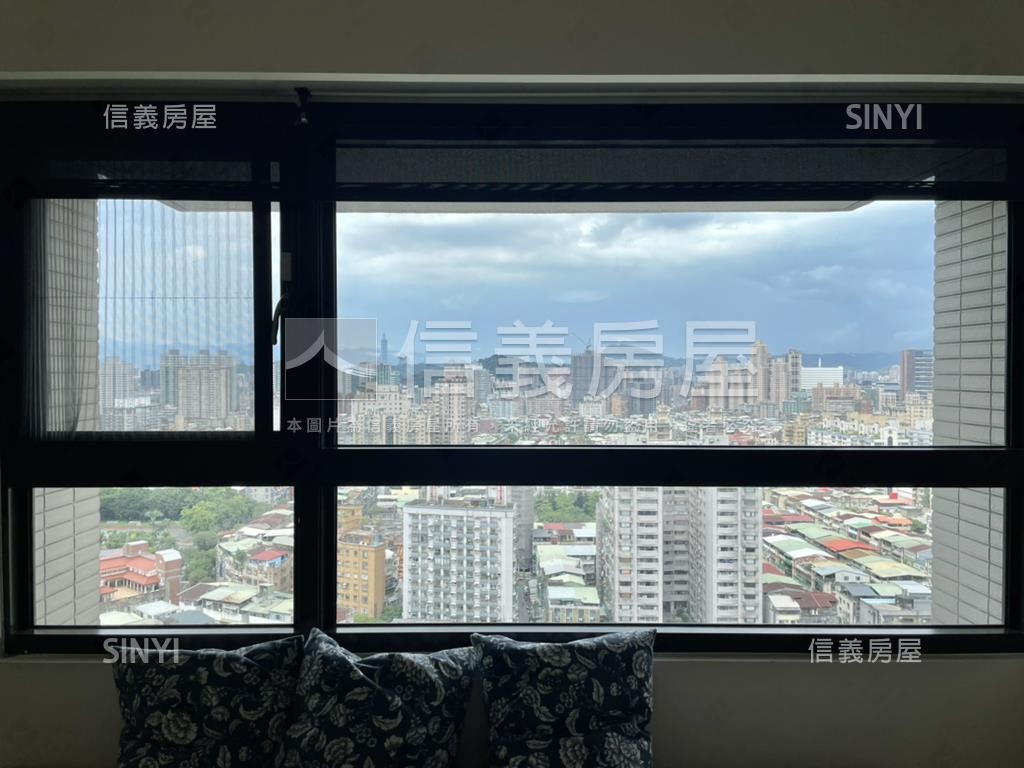 美河經典美三房大車位房屋室內格局與周邊環境