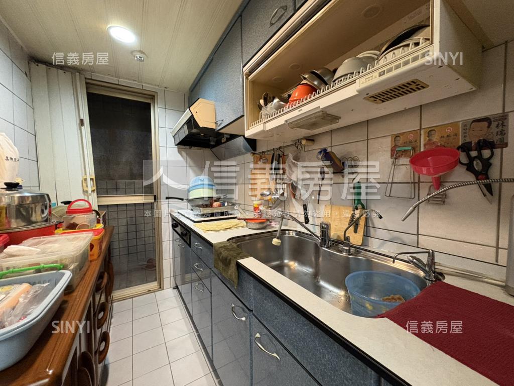 大湖國家３房房屋室內格局與周邊環境