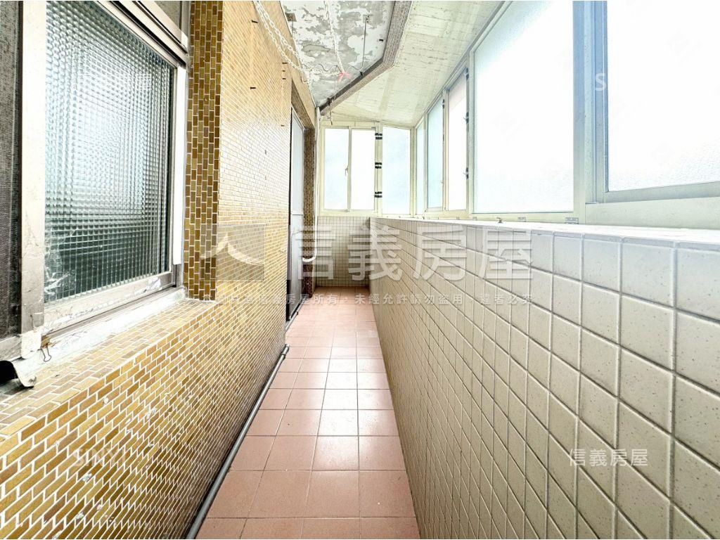 『低總價』近捷運溫馨三房房屋室內格局與周邊環境