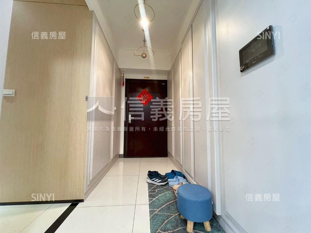 藝文特區美妝３房坡平車位房屋室內格局與周邊環境