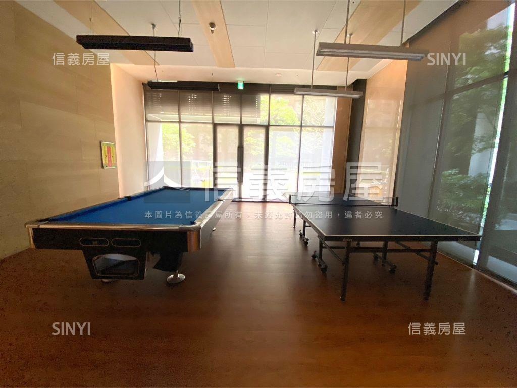 中港陽明裝潢美屋有視野房屋室內格局與周邊環境