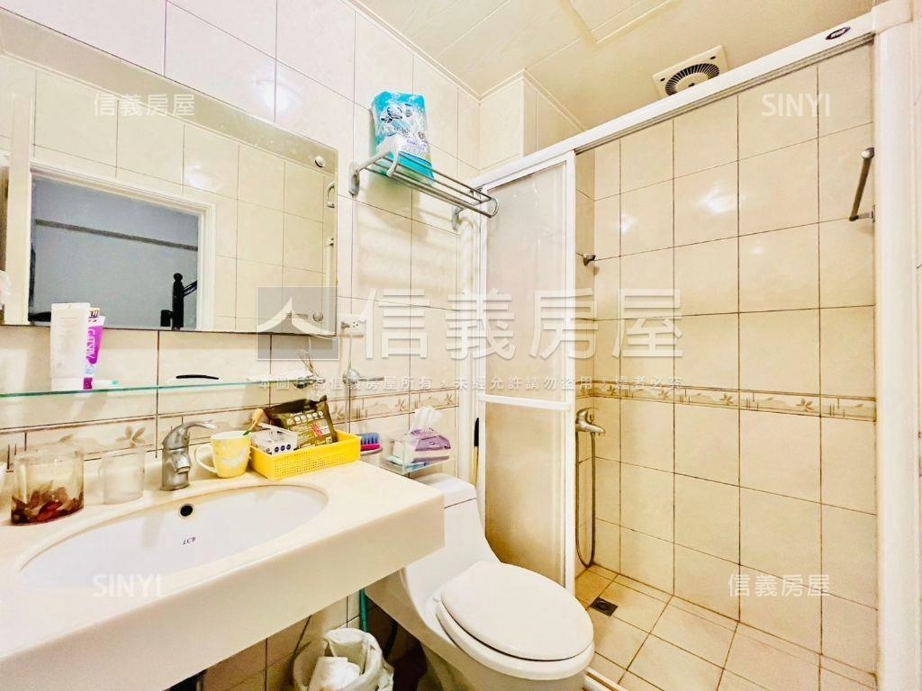 東英公園前花園社區型別墅房屋室內格局與周邊環境