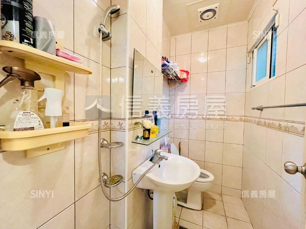 東英公園前花園社區型別墅房屋室內格局與周邊環境