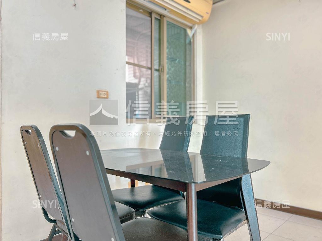 荷蘭家鄉廁所開窗平車房屋室內格局與周邊環境