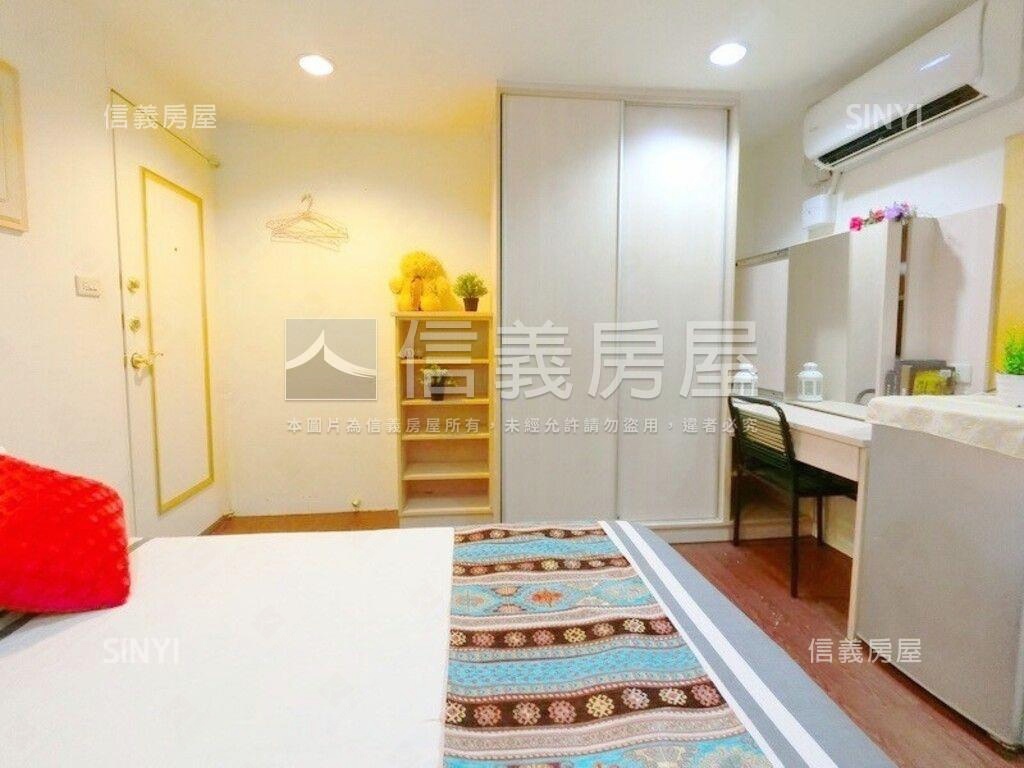 ★近新光三越１１間透套★房屋室內格局與周邊環境