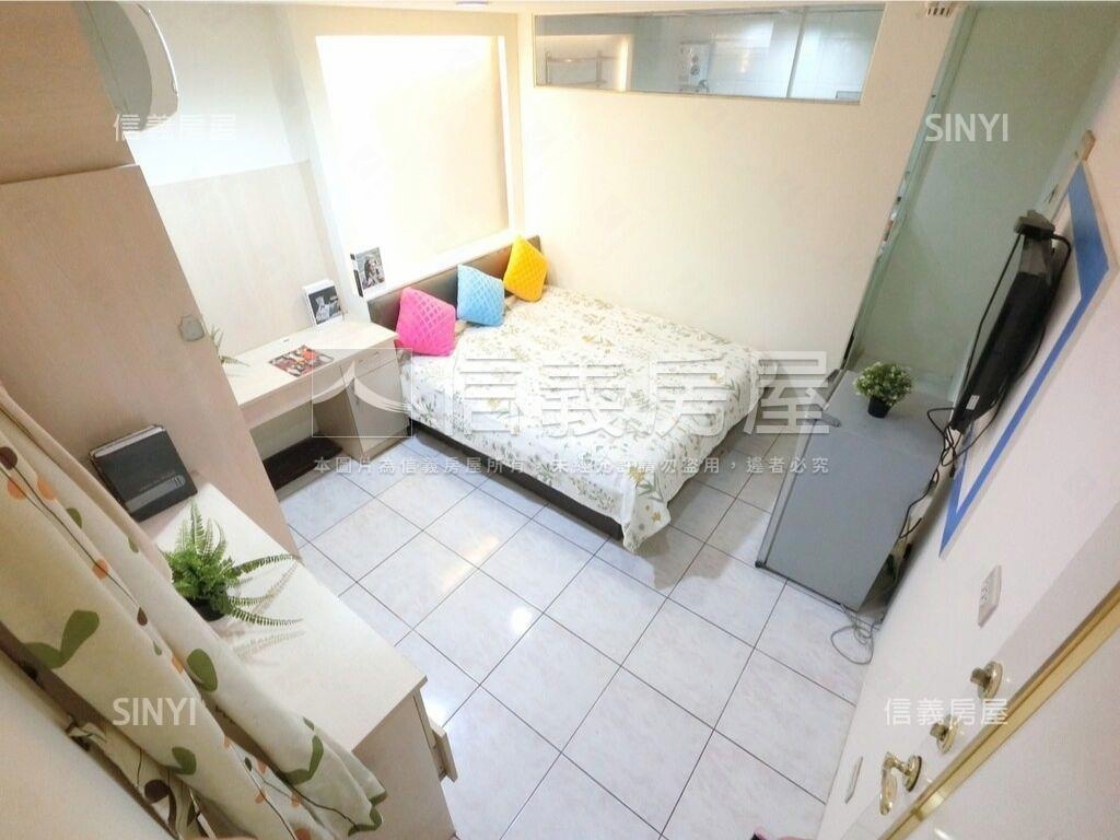 ★近新光三越１１間透套★房屋室內格局與周邊環境