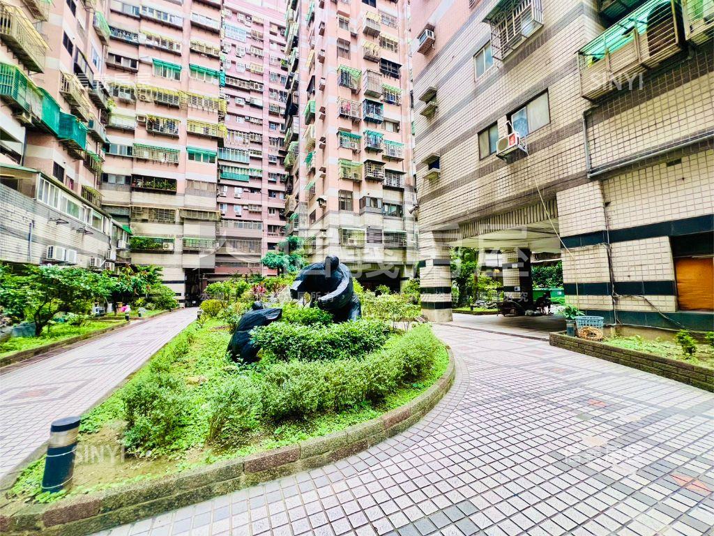 海山裕民商圈裝潢美屋兩房房屋室內格局與周邊環境