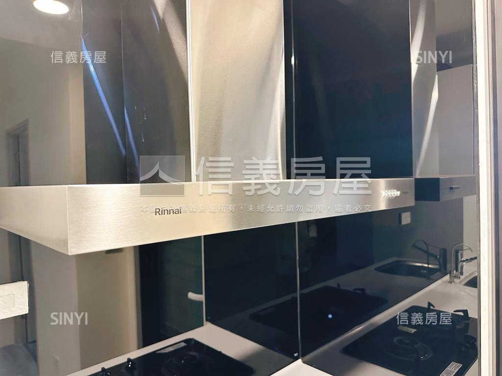 力璞紘月藝兩房車位房屋室內格局與周邊環境