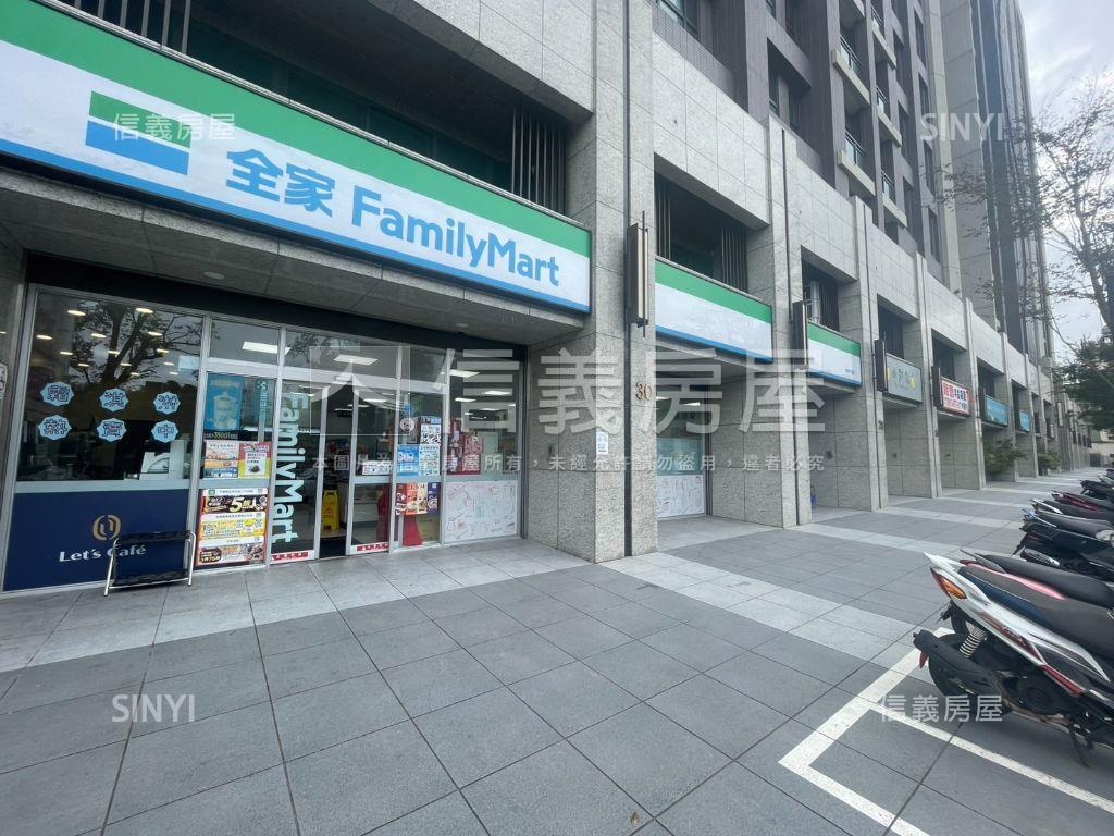 龍潭角間雙面寬金店面房屋室內格局與周邊環境