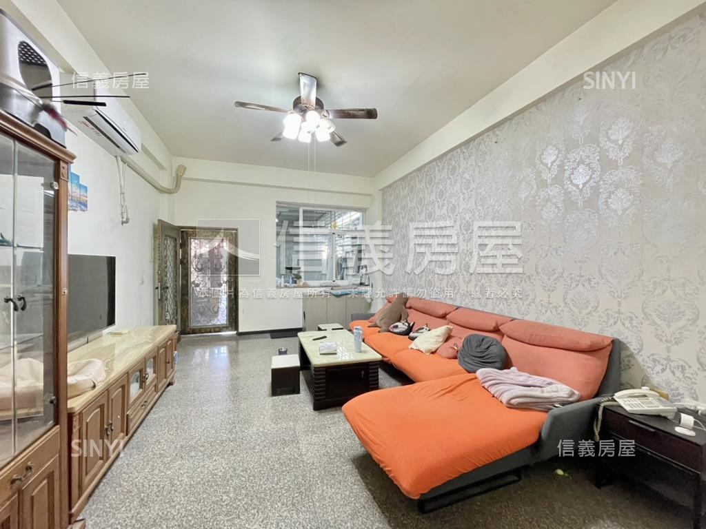 地約３０坪雙套房孝親車墅房屋室內格局與周邊環境