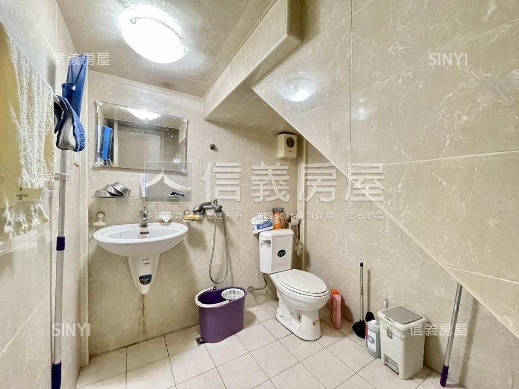 地約３０坪雙套房孝親車墅房屋室內格局與周邊環境