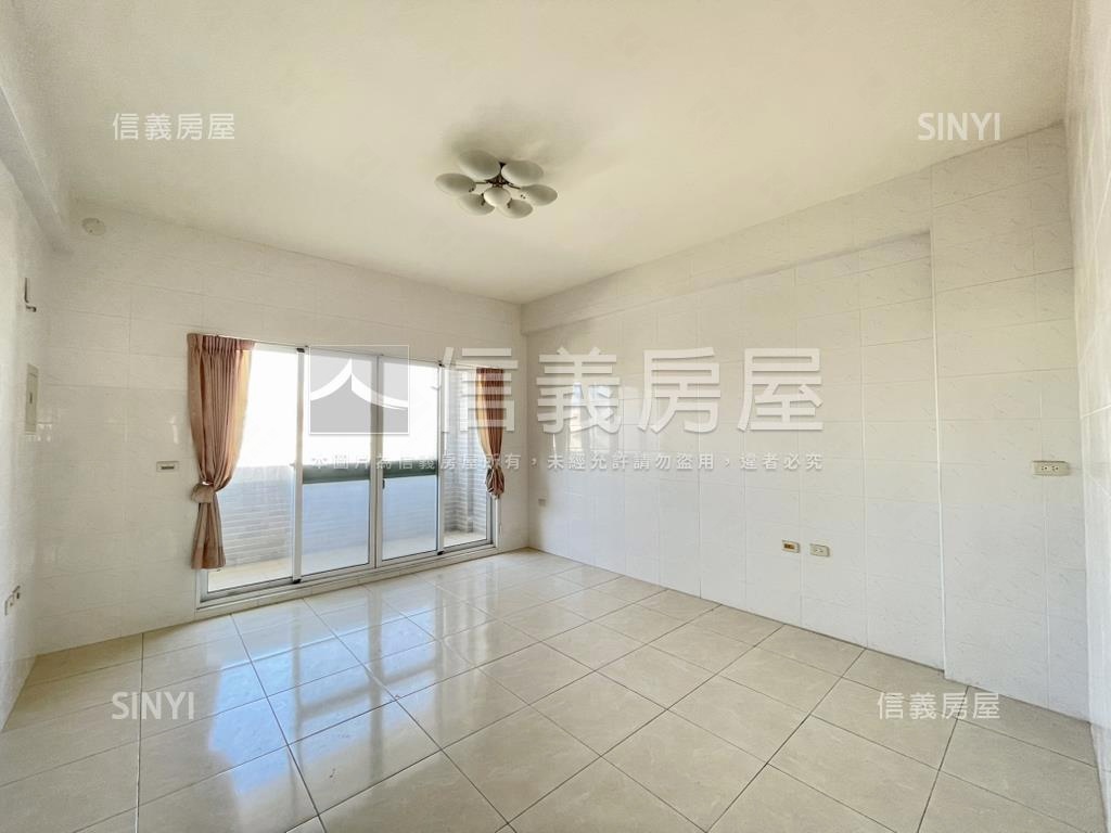 地約３０坪雙套房孝親車墅房屋室內格局與周邊環境