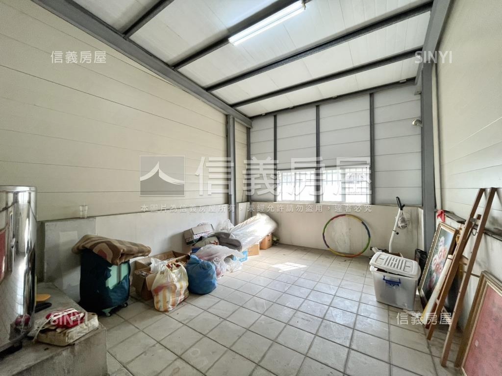 地約３０坪雙套房孝親車墅房屋室內格局與周邊環境