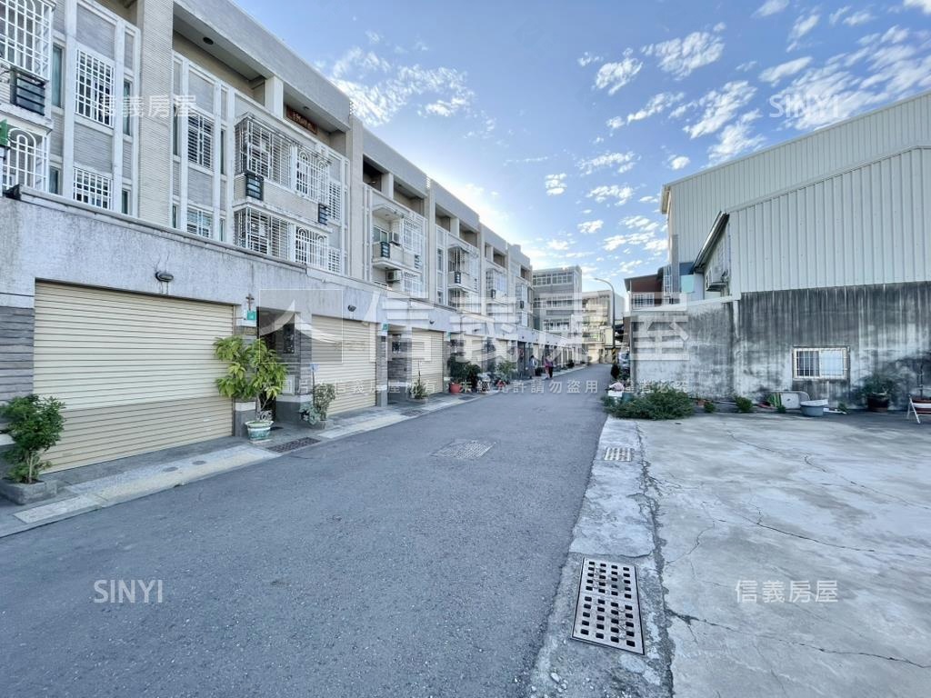 地約３０坪雙套房孝親車墅房屋室內格局與周邊環境