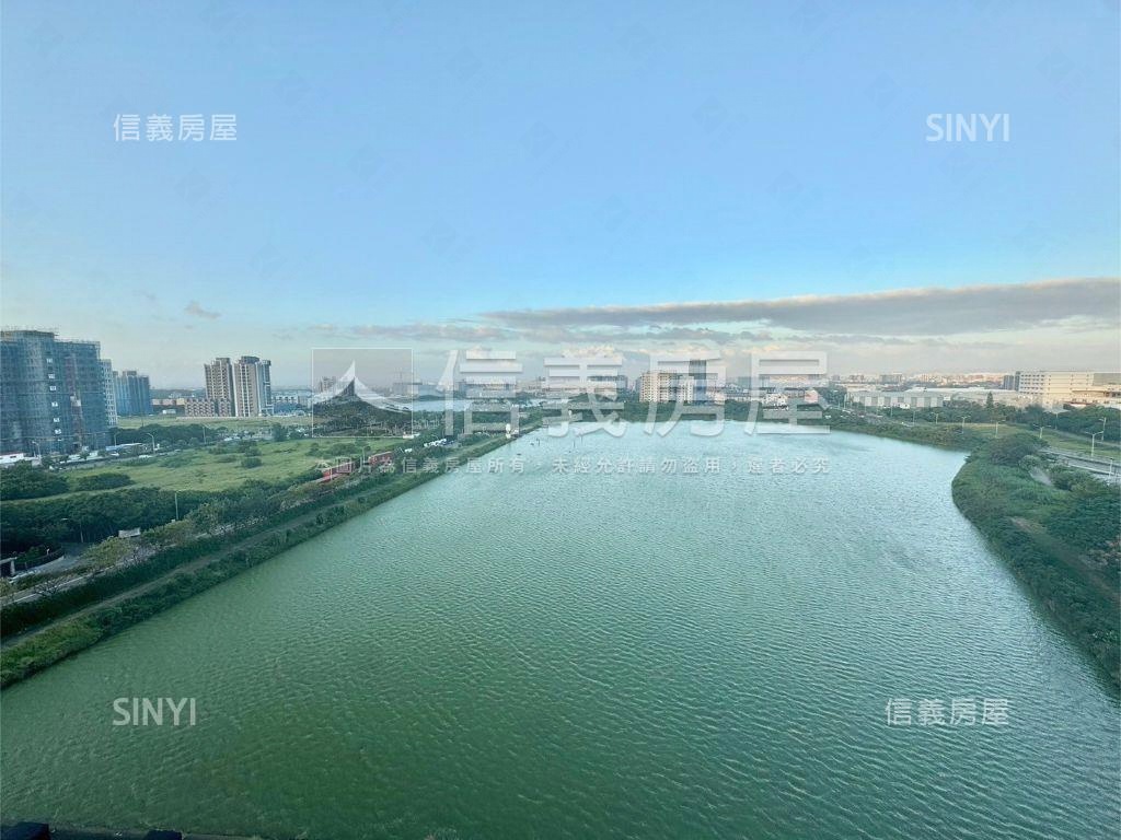 巧世代。高樓層湖景三房房屋室內格局與周邊環境