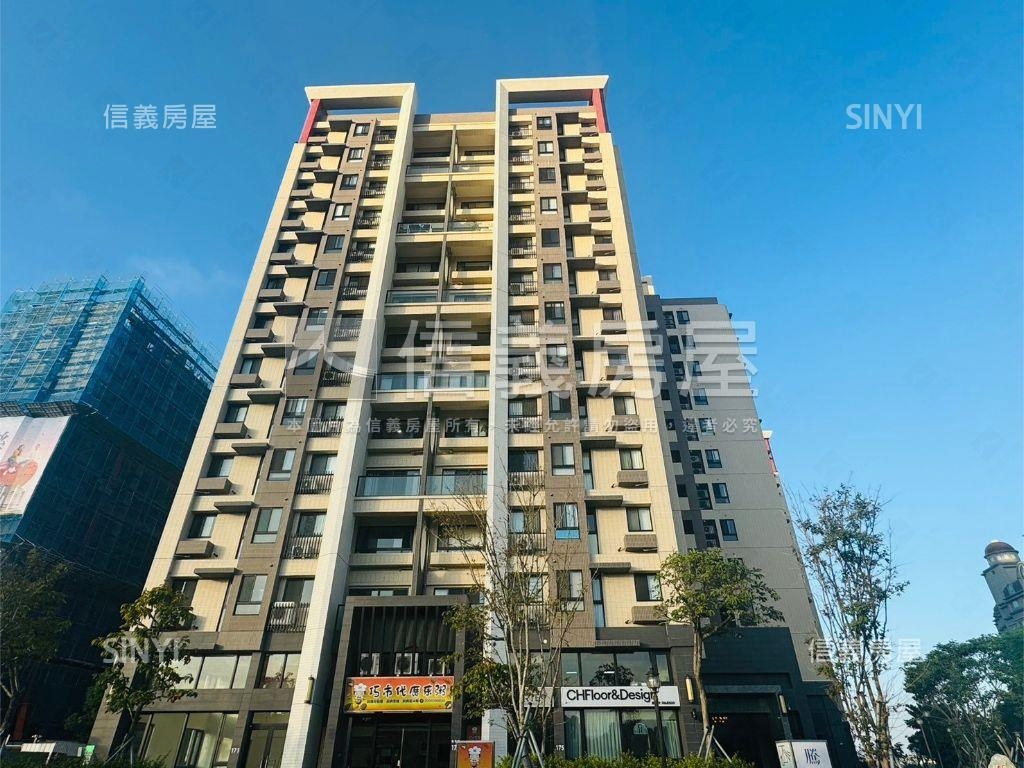 巧世代。高樓層湖景三房房屋室內格局與周邊環境