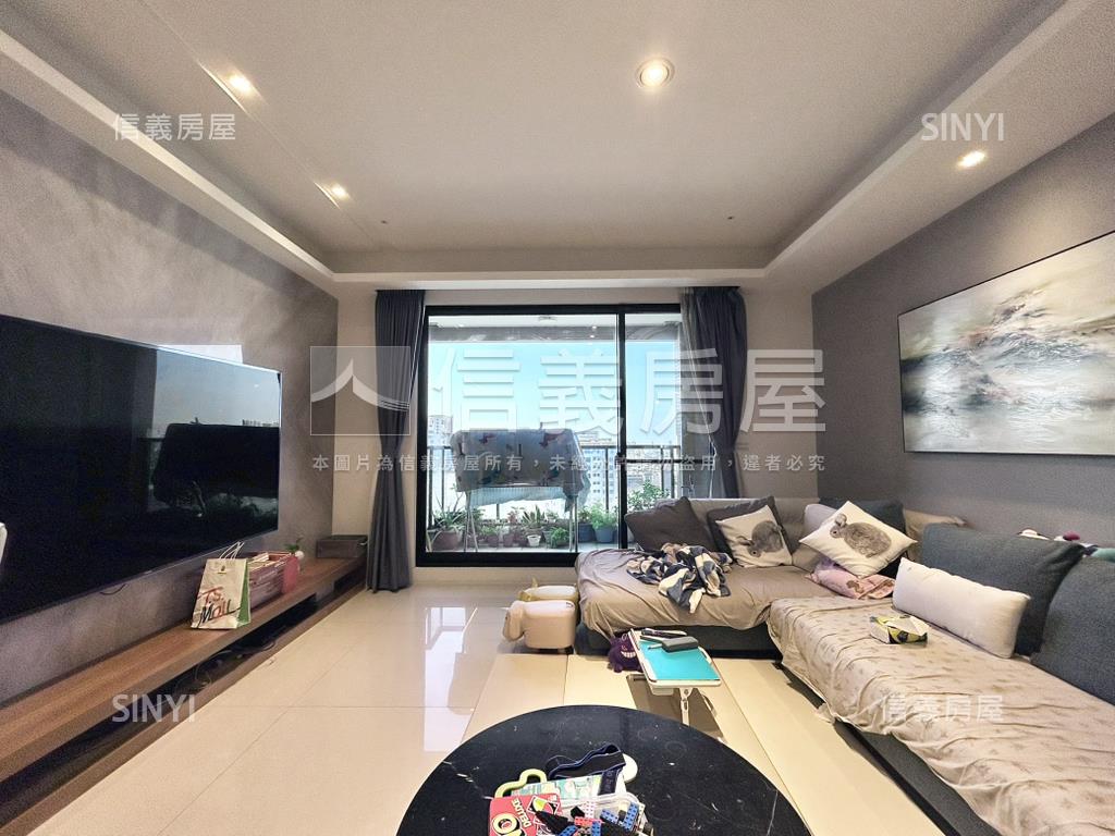 悅世界景觀三房雙平車房屋室內格局與周邊環境