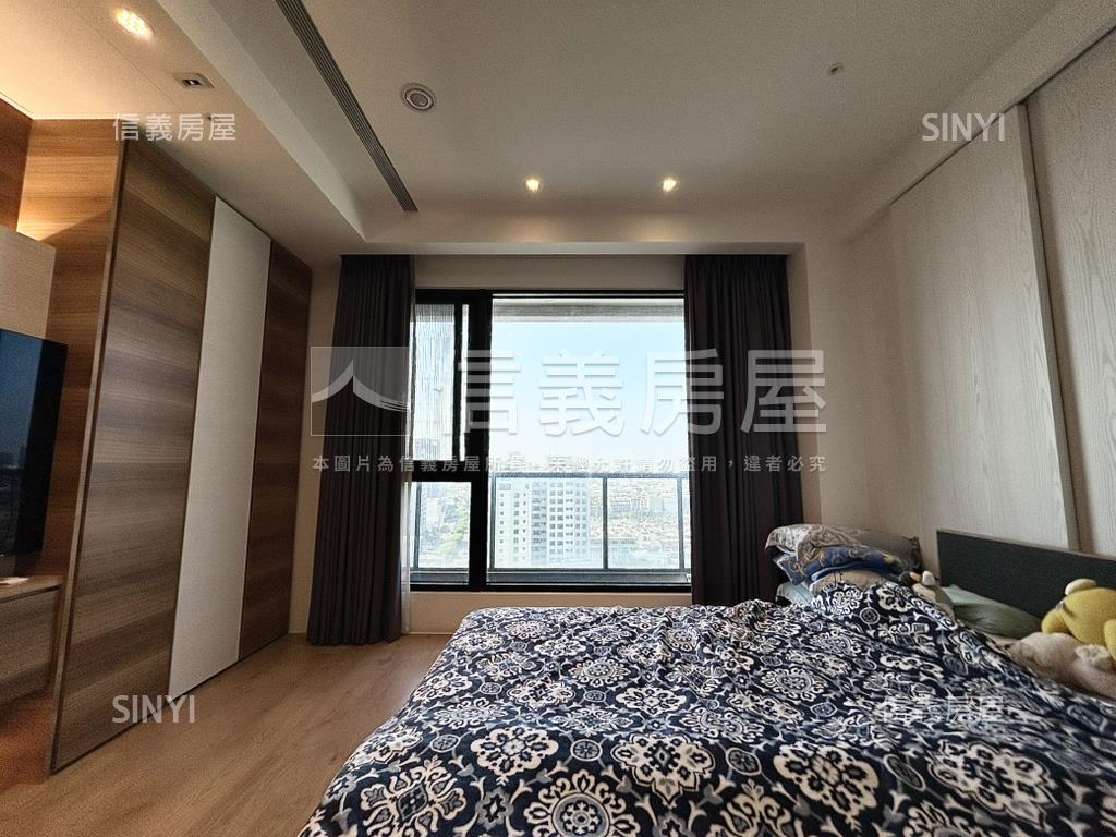 悅世界景觀三房雙平車房屋室內格局與周邊環境