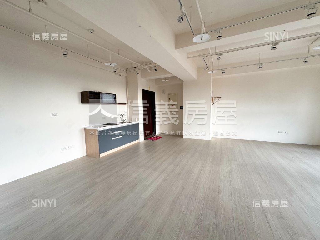 景冠戶。稀有頂樓邊間房屋室內格局與周邊環境