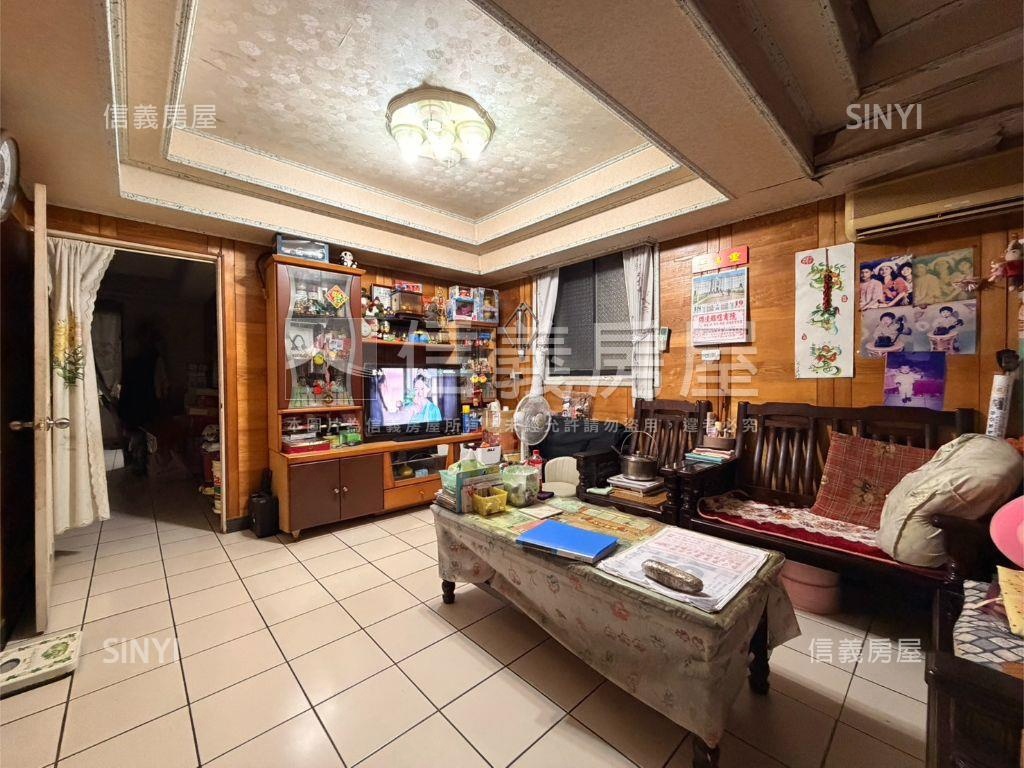 低總價近學校美宅稀有釋出房屋室內格局與周邊環境