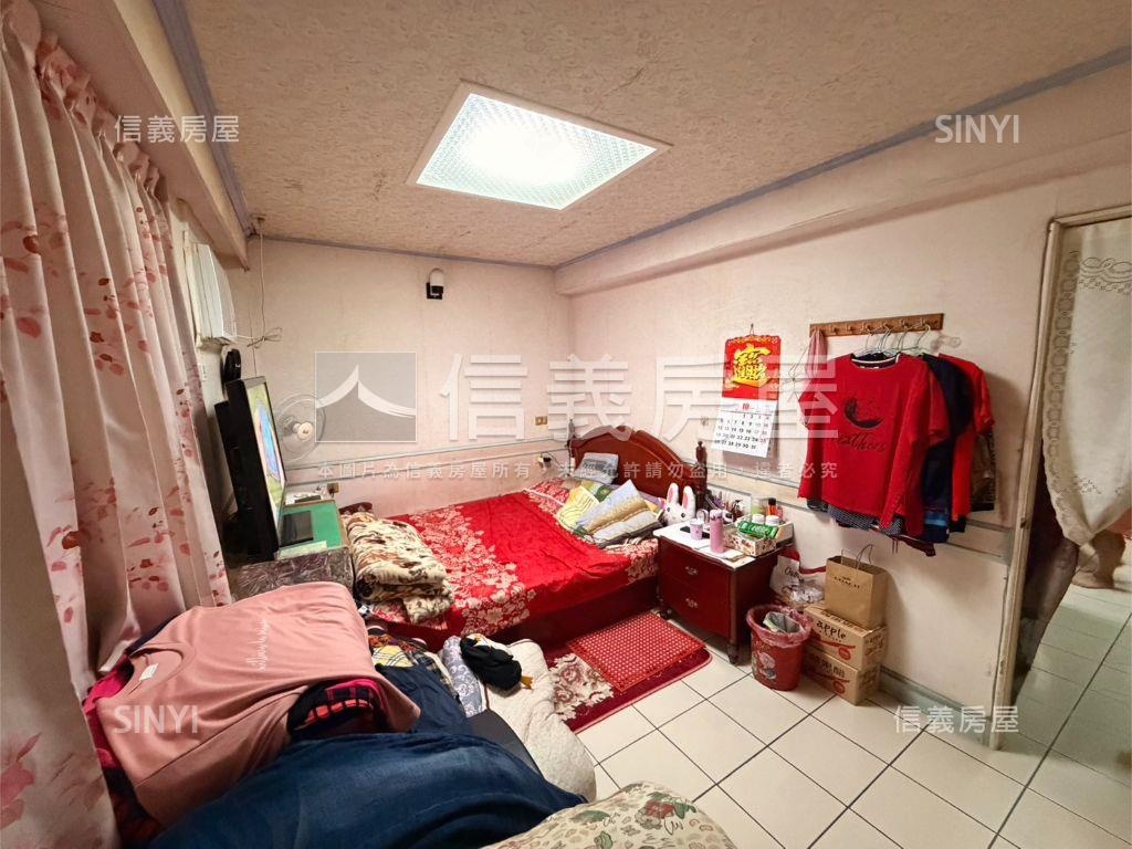 低總價近學校美宅稀有釋出房屋室內格局與周邊環境