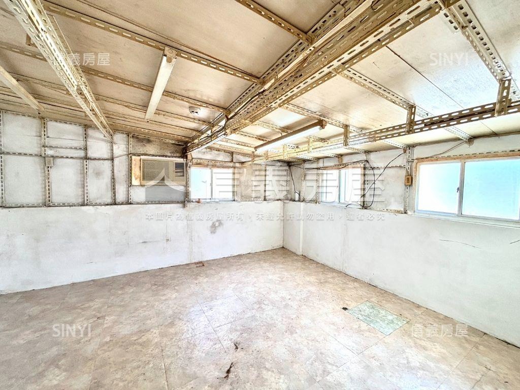 中華路商圈面寬大地坪透天房屋室內格局與周邊環境