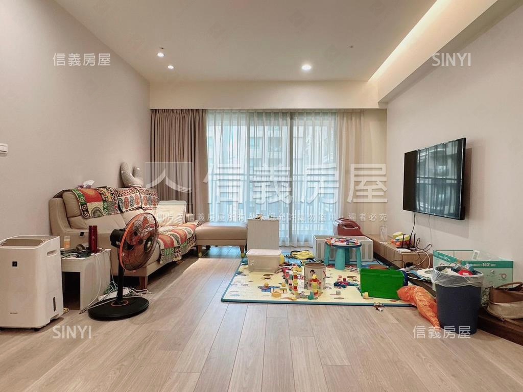 中路御品｜四房高樓雙車位房屋室內格局與周邊環境