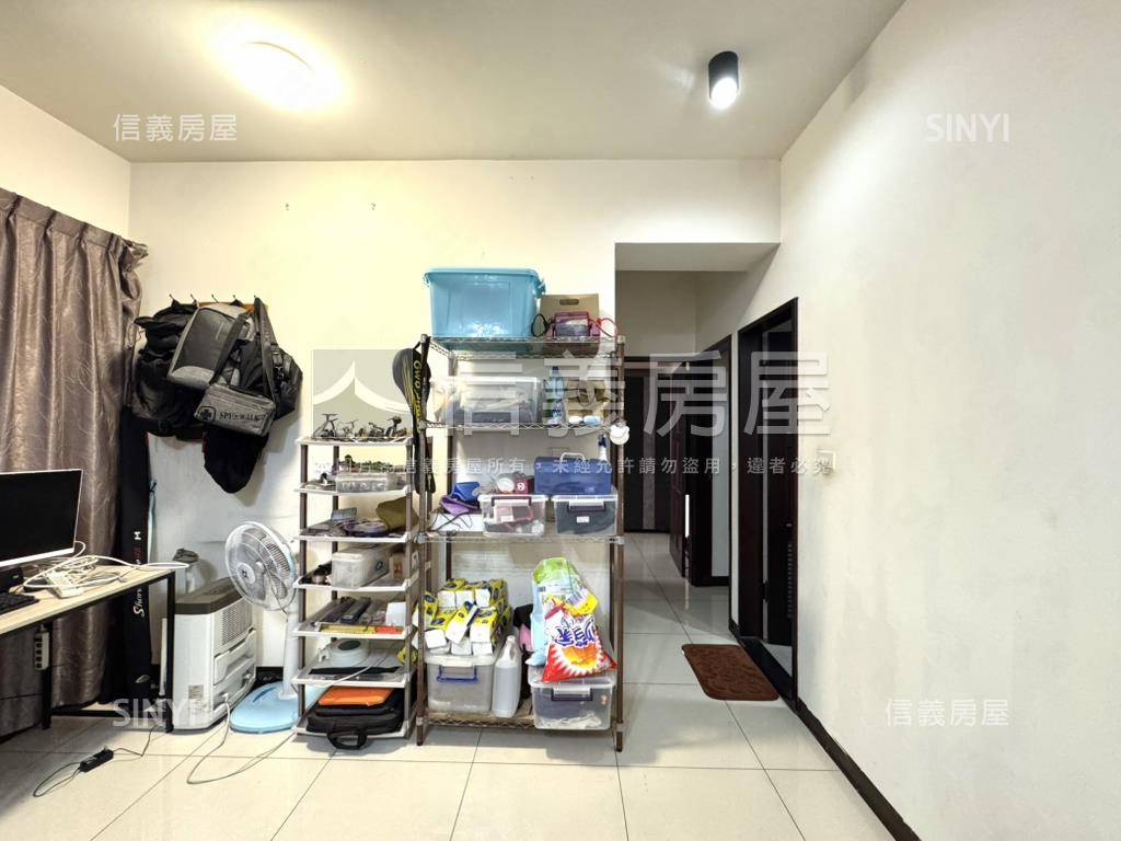 和瑞捷星面公園兩房車位房屋室內格局與周邊環境