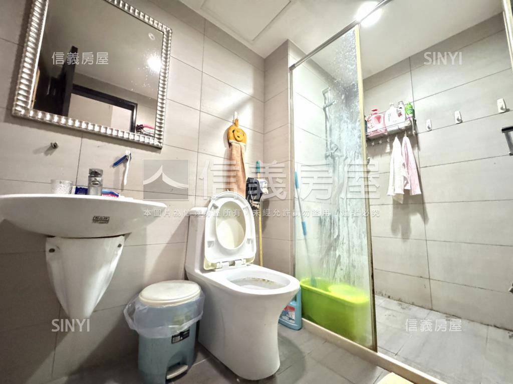 和瑞捷星面公園兩房車位房屋室內格局與周邊環境