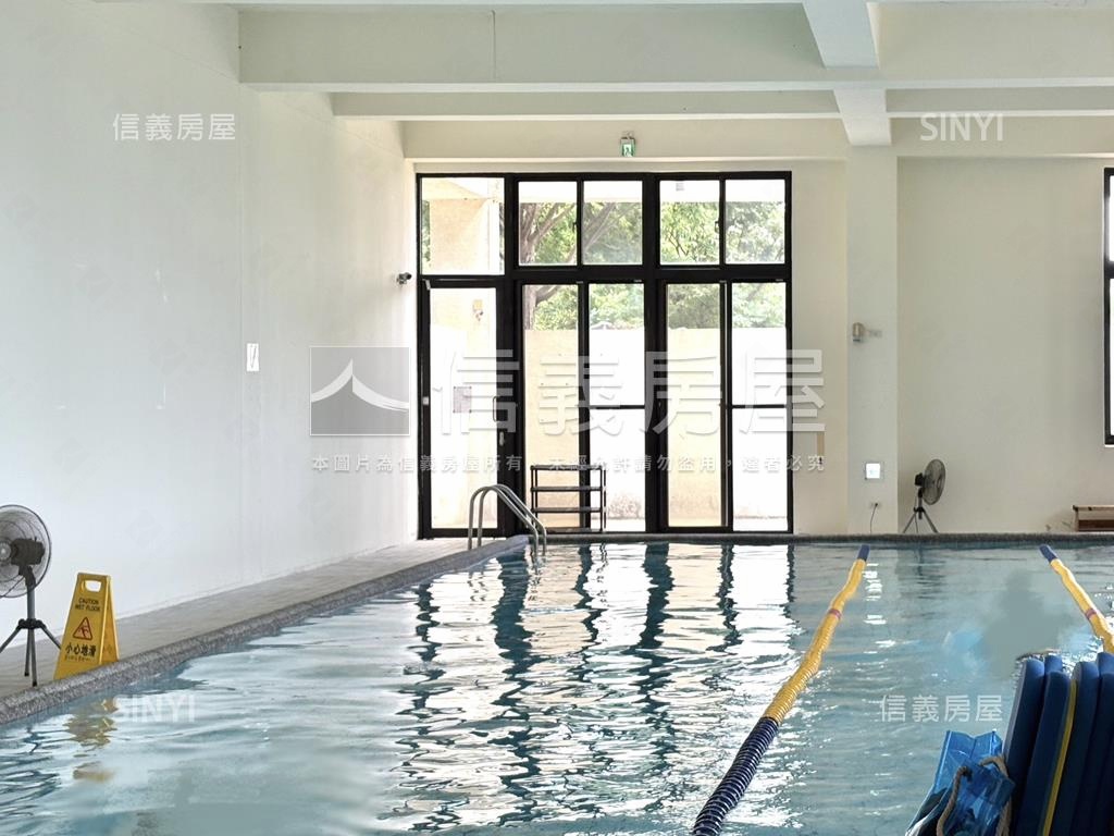 夏目漱石雲岫社區電梯透天房屋室內格局與周邊環境